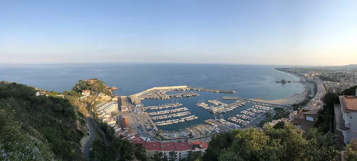 Blanes facilita el camino para ceder solares en la Generalitat y construir más de 400 pisos de protección oficial